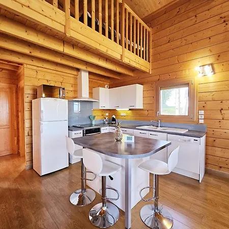 Le Des Pins Sur Les Vignes Bonneuil (Charente)