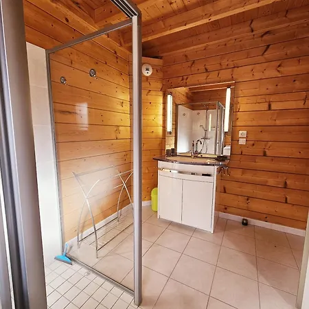Le Des Pins Sur Les Vignes Chalet Bonneuil (Charente)