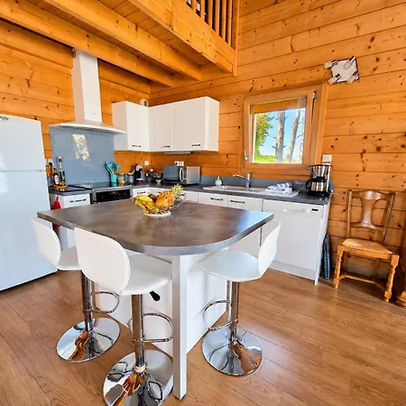 Le Des Pins Sur Les Vignes Chalet Bonneuil (Charente)