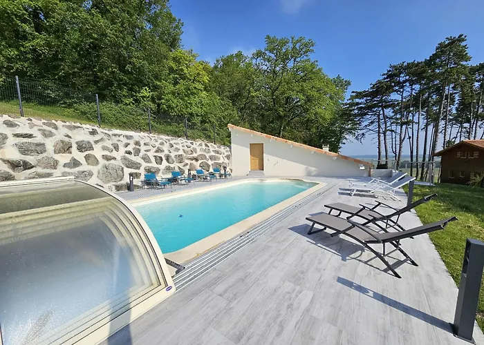 Le Des Pins Sur Les Vignes * Bonneuil (Charente)